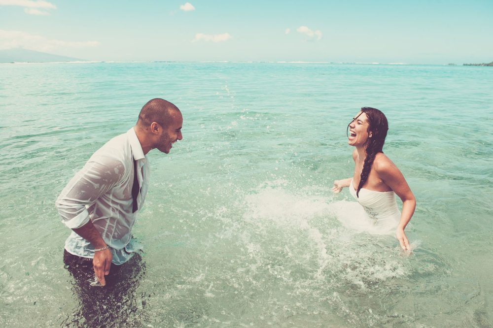 Séance Trash The Dress Sofitel Moorea - Plage de Temae