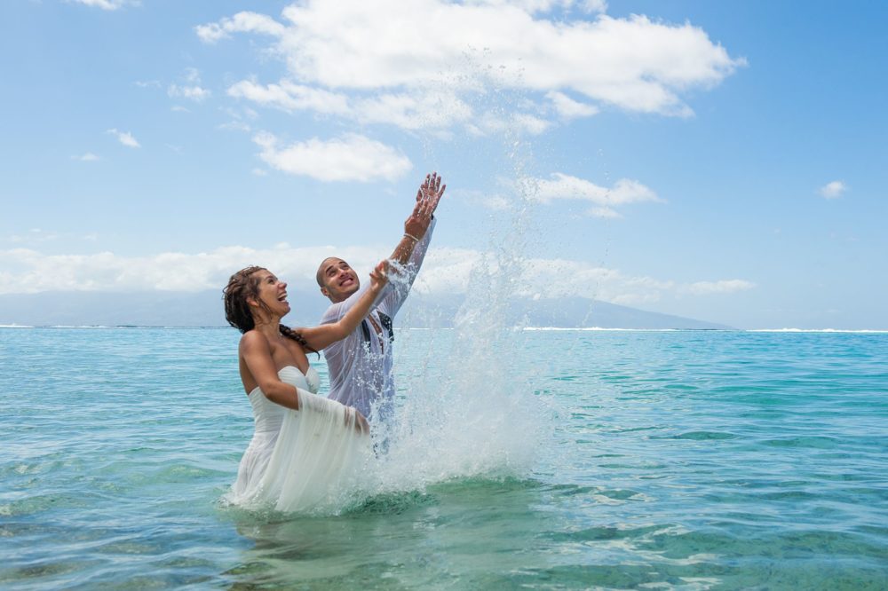 Séance Trash The Dress Sofitel Moorea - Plage de Temae