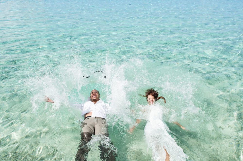 Séance Trash The Dress Sofitel Moorea - Plage de Temae