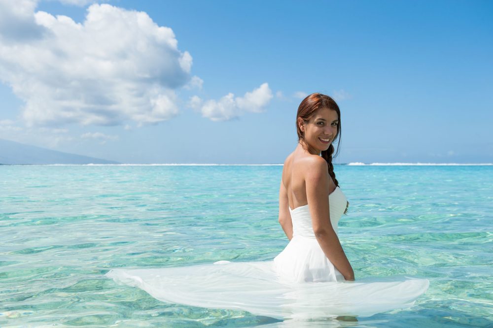 Séance Trash The Dress Sofitel Moorea - Plage de Temae