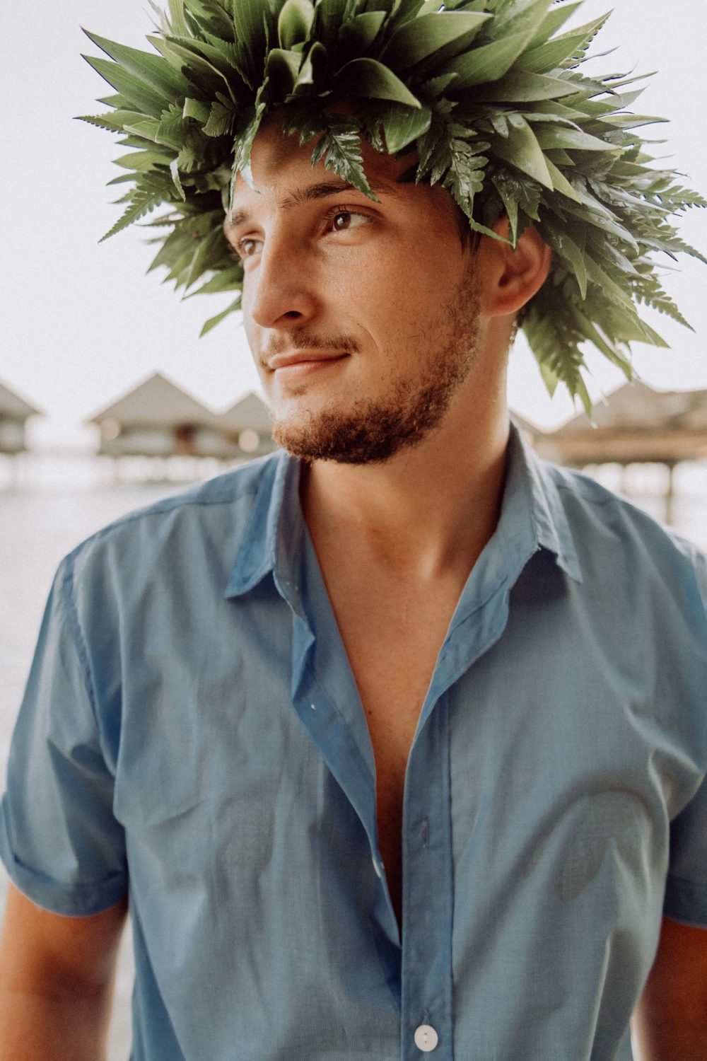 Fun couple photoshoot in Tahiti