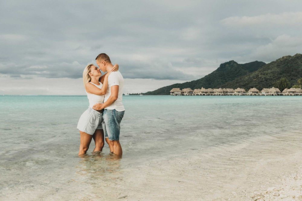 Couple photoshoot Sofitel Moorea