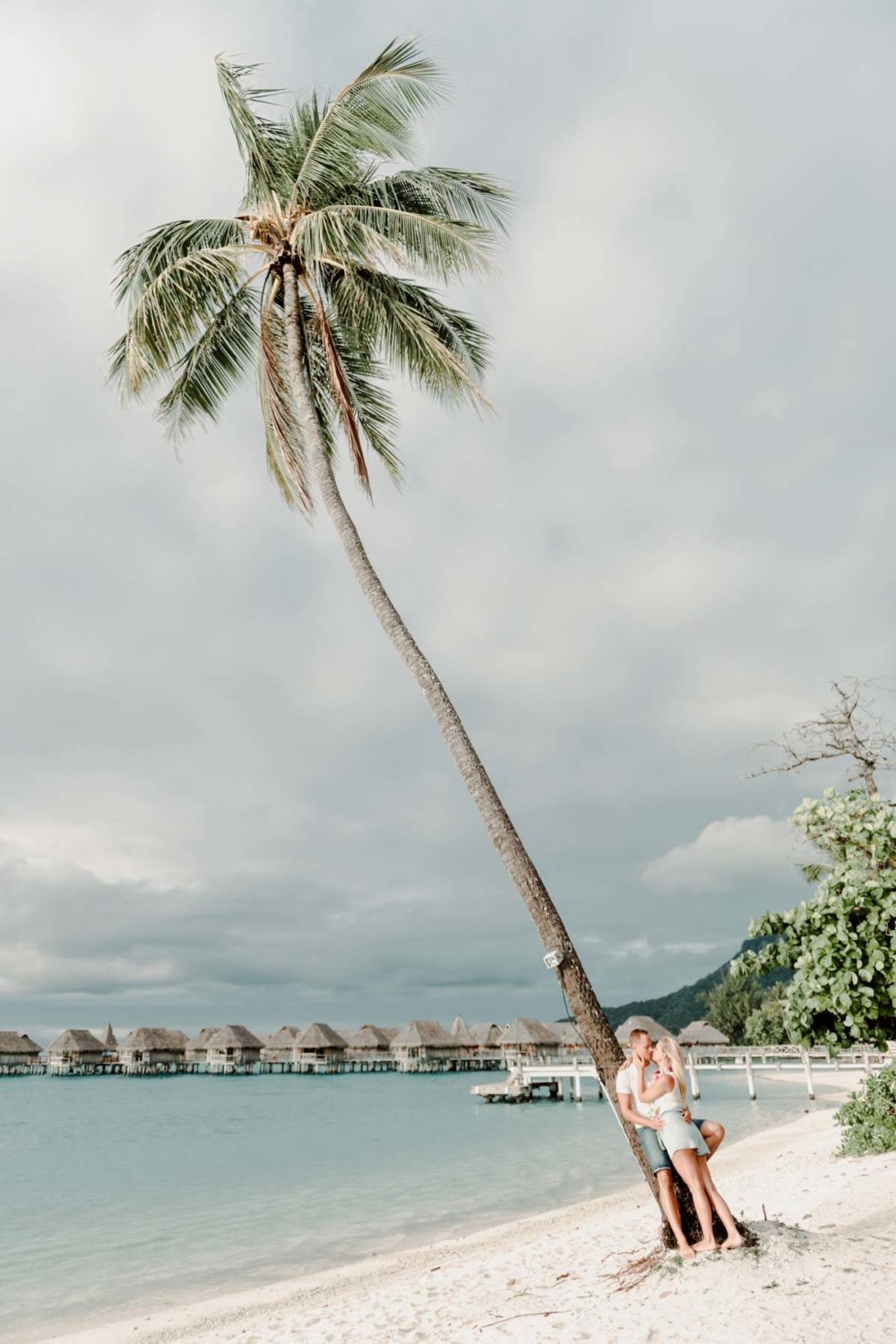 Couple photoshoot Sofitel Moorea