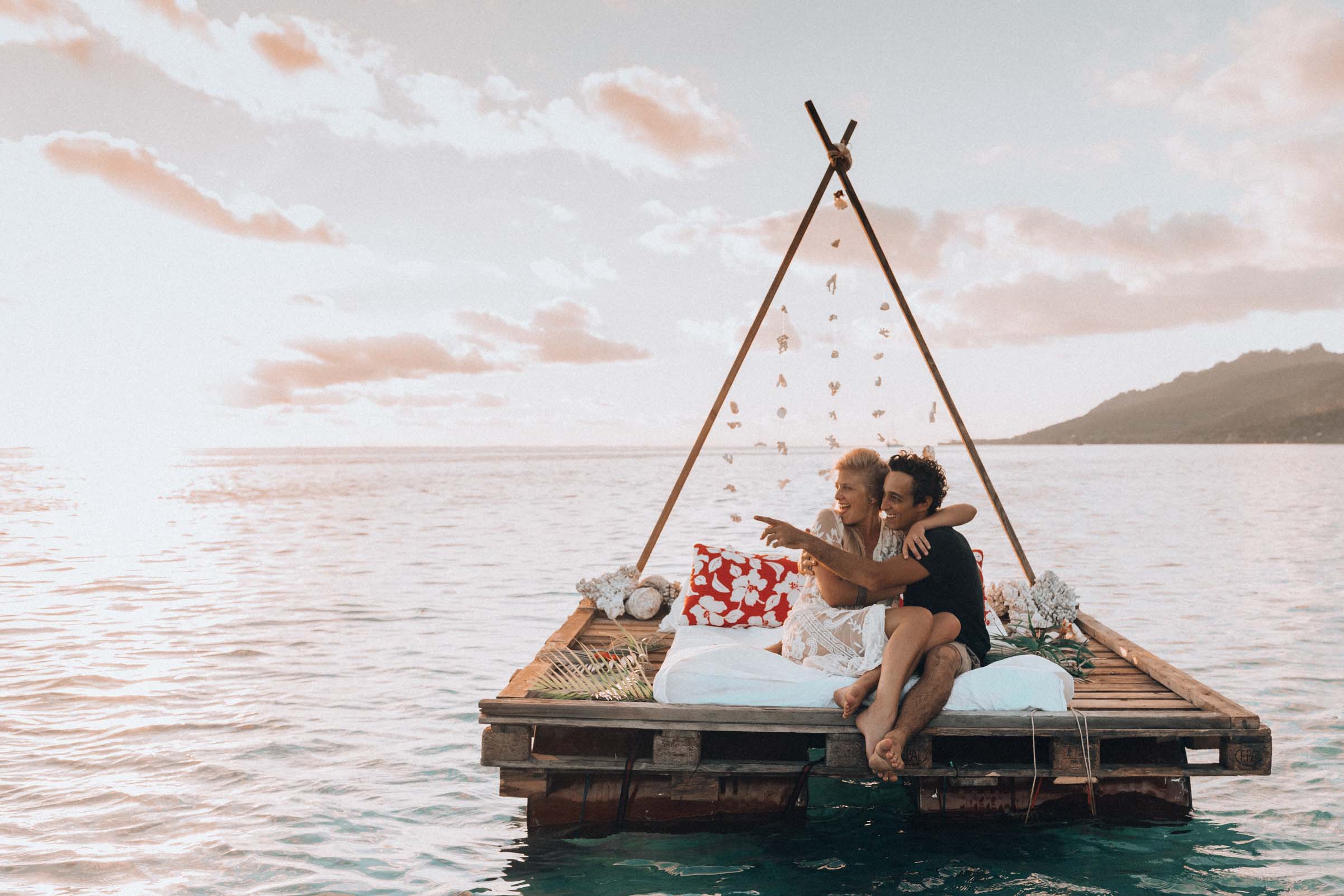 Un lit sur le lagon Moorea