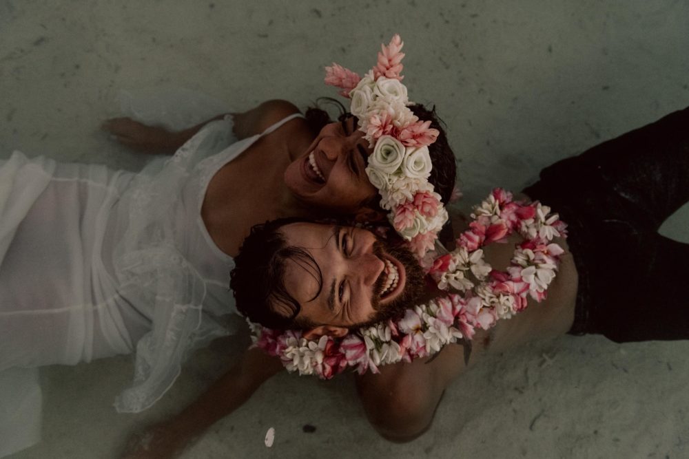 Couple photoshoot Matira Beach Bora Bora