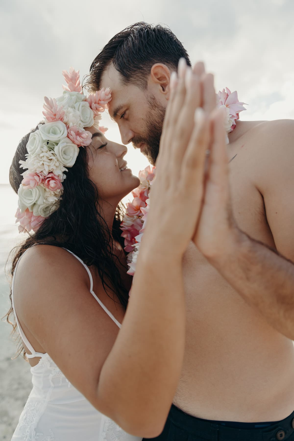 Séance photo couple plage matira bora bora