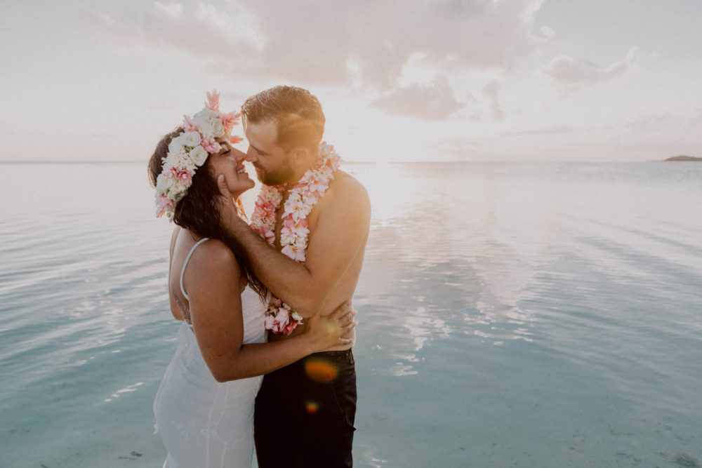 Séance photo couple plage matira bora bora