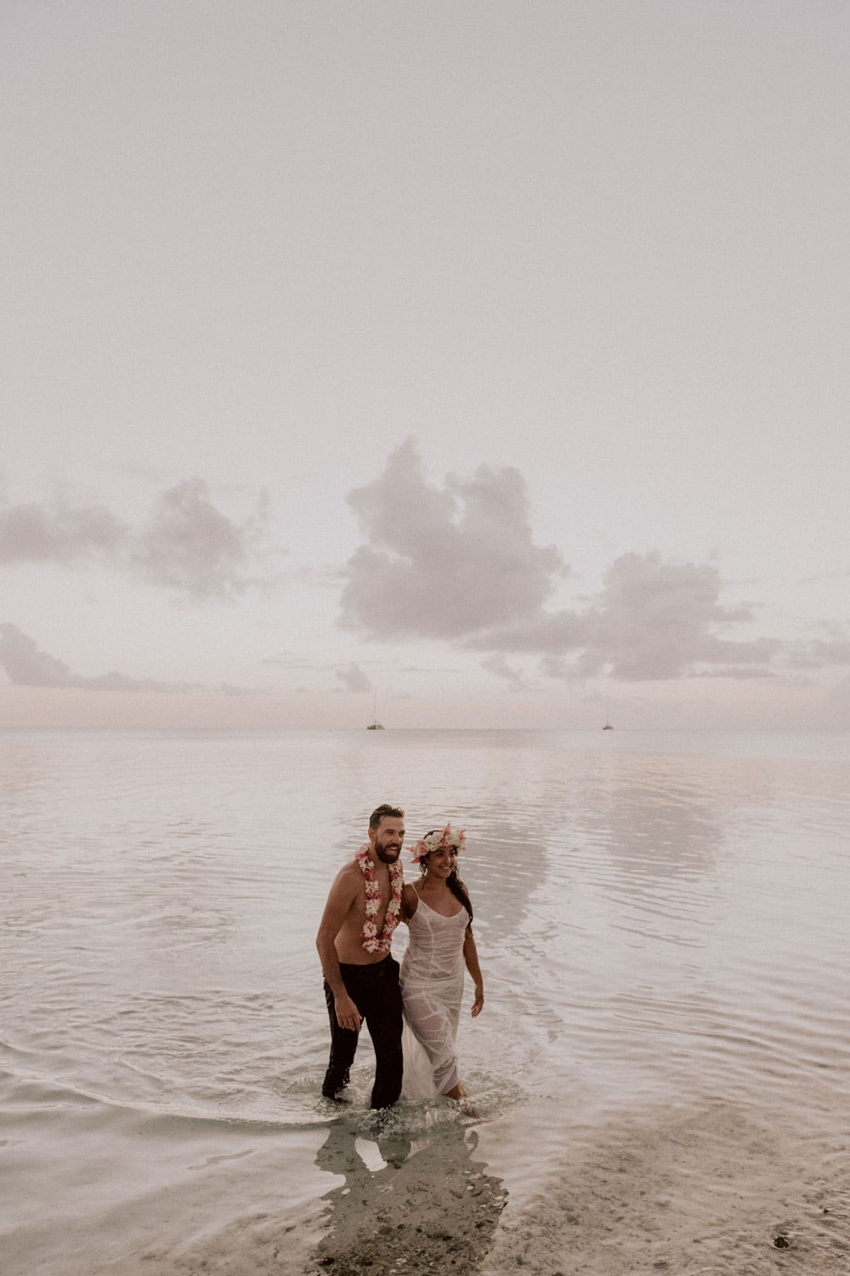 Séance photo couple plage matira bora bora