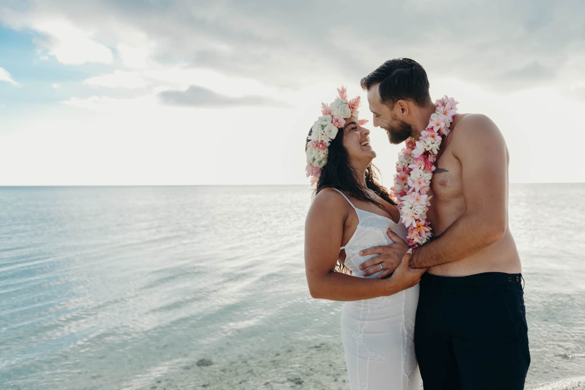 Séance photo couple plage matira bora bora