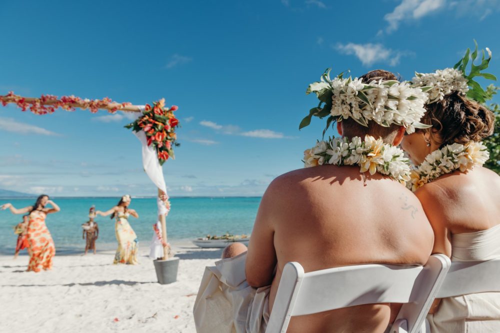 Wedding photographer sofitel moorea