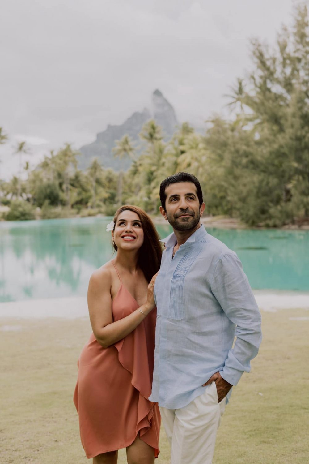 Couple photoshoot St Régis Bora Bora
