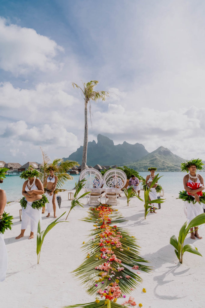 wedding venue Four Seasons Bora Bora